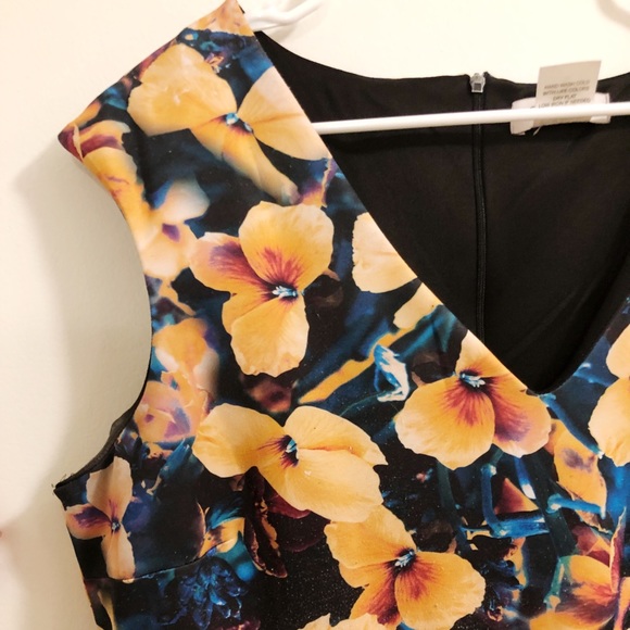 Colorful business casual dress - Picture 3 of 7